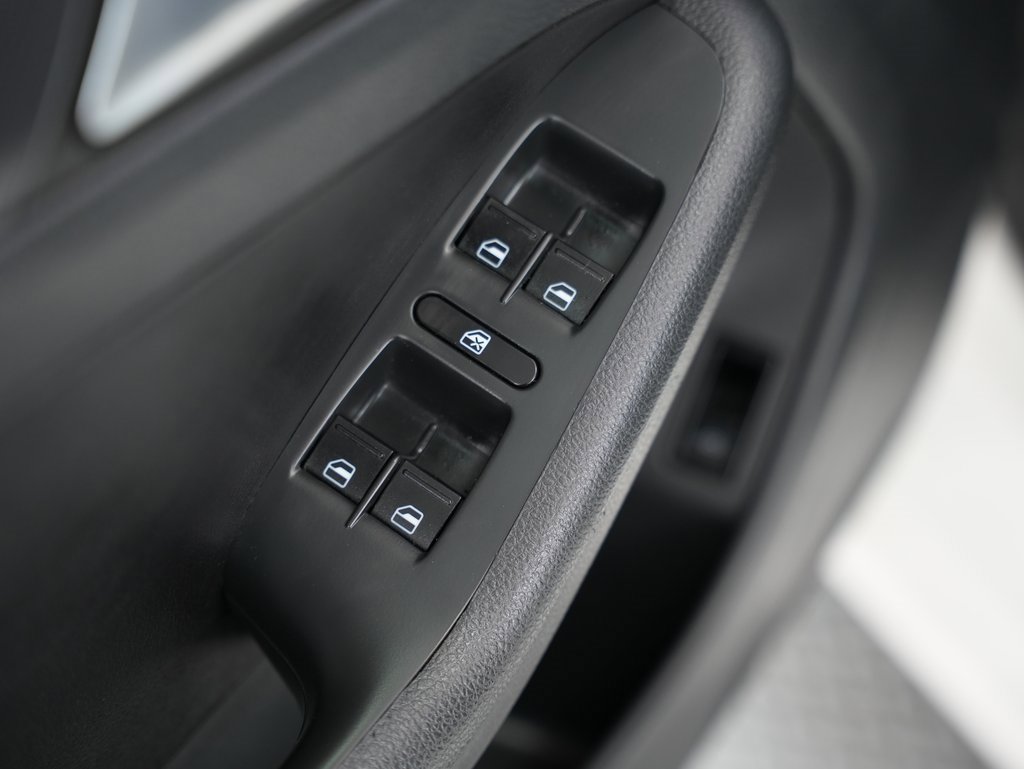 Used 2012 Volkswagen Jetta SE image 36