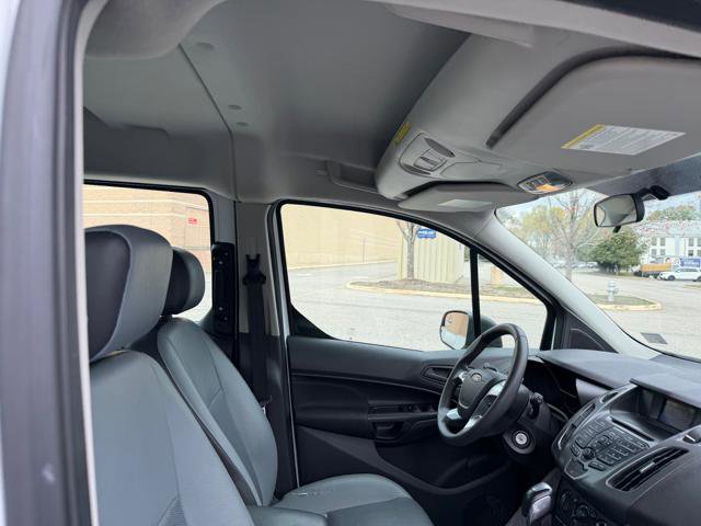 Used 2016 Ford Transit Connect XL FWD image 18
