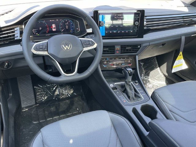New 2027 Volkswagen Jetta SEL FWD image 7
