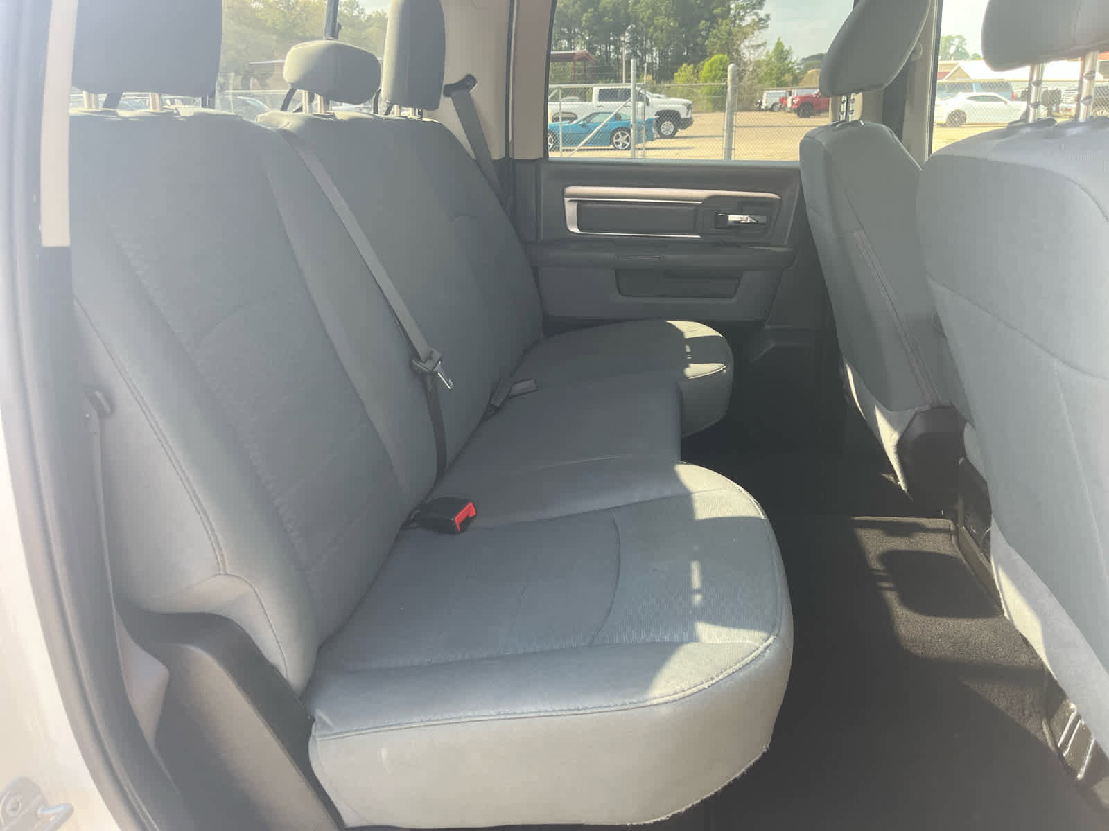 Used 2020 RAM 1500 Classic SLT RWD image 32