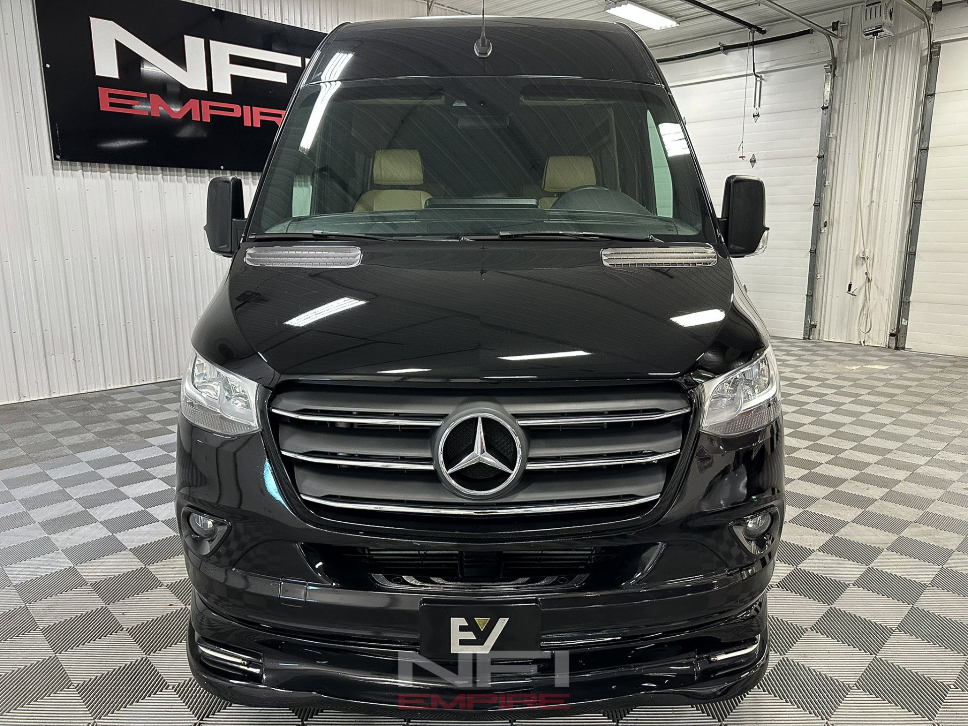 Used 2020 Mercedes-Benz Sprinter 3500 image 4