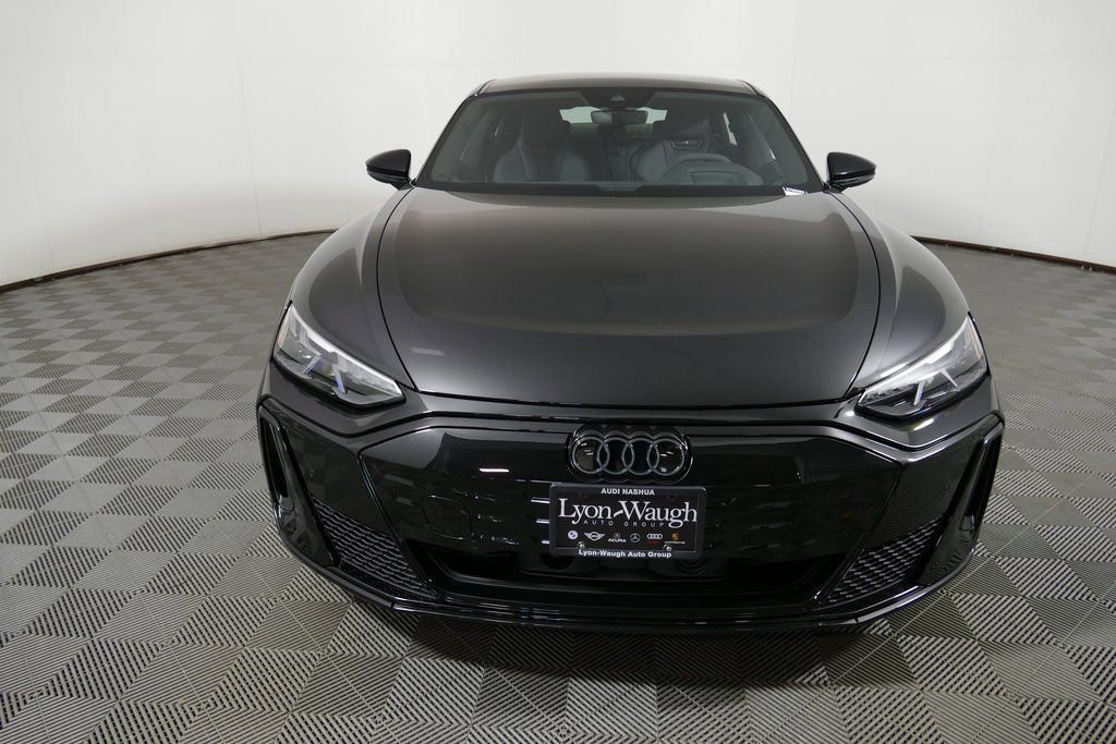 New 2026 Audi S e-tron GT Prestige image 8
