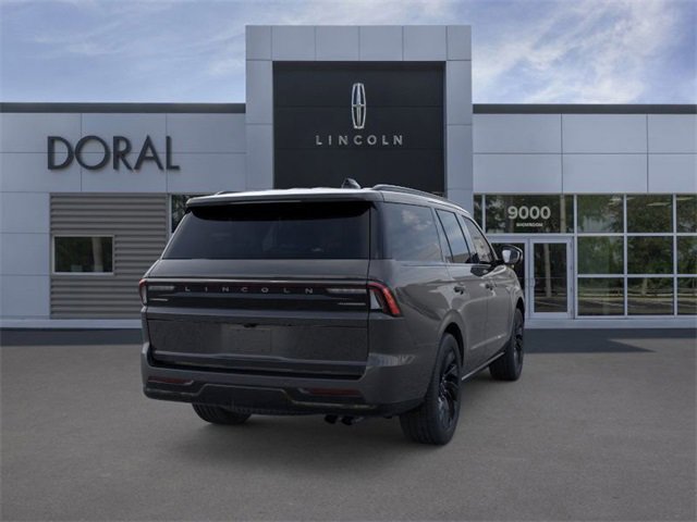 New 2025 Lincoln Navigator Reserve w/ Jet Appearance Package image 8