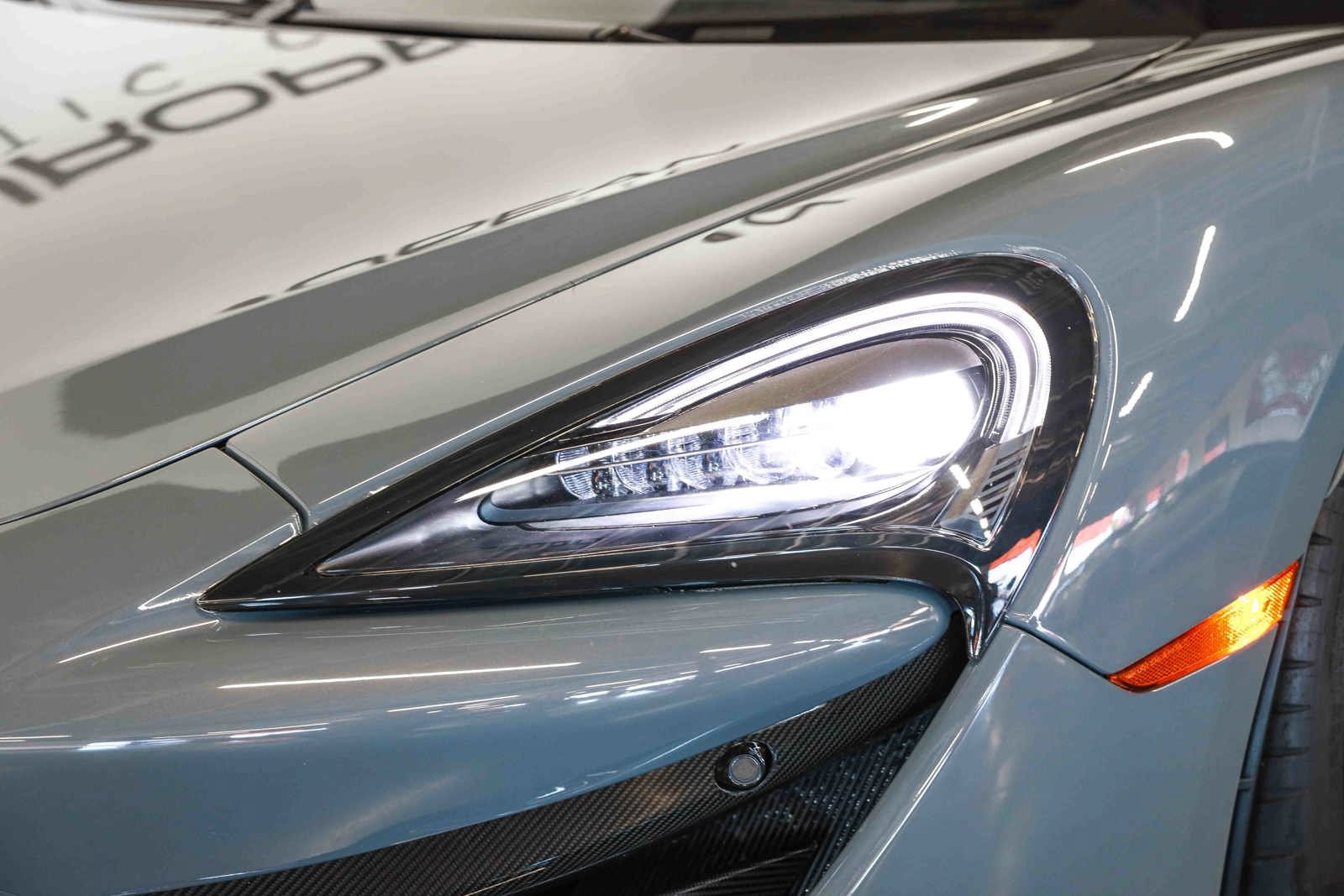 Used 2019 McLaren 600LT RWD image 37