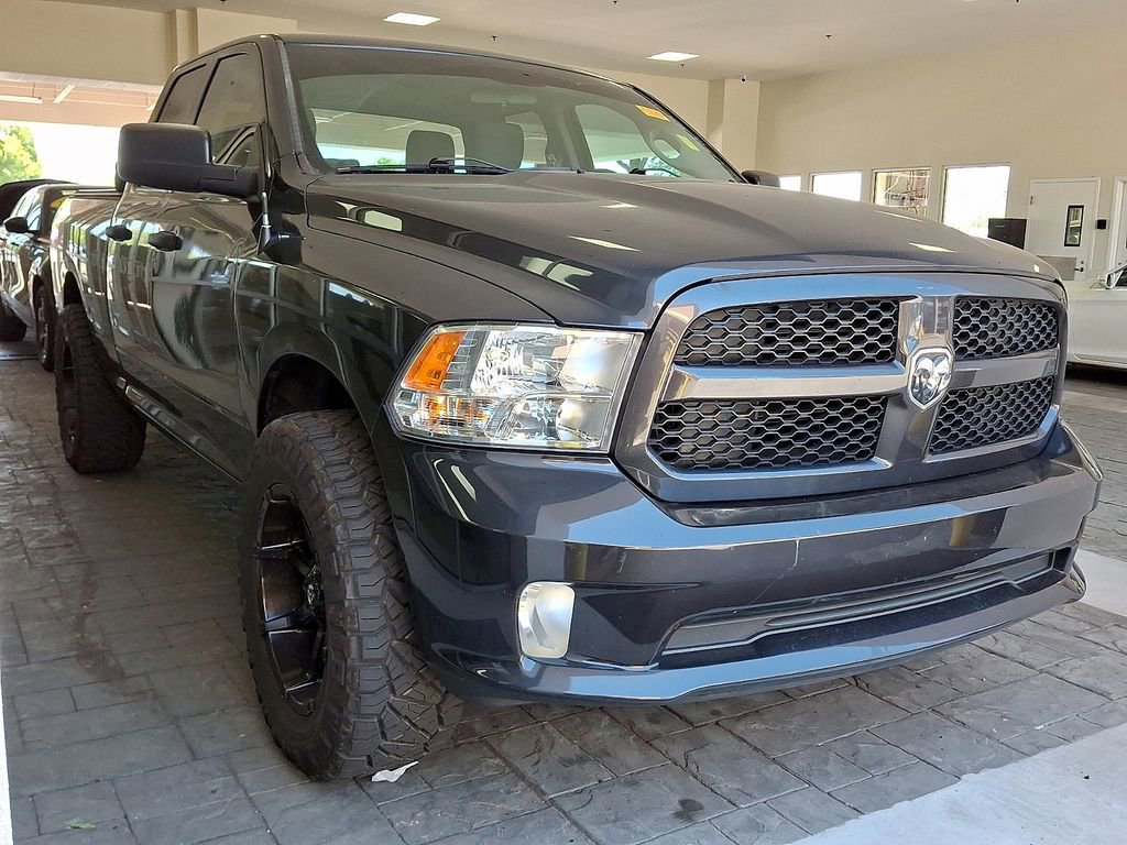 Used 2017 RAM 1500 Express AWD/4WD image 2