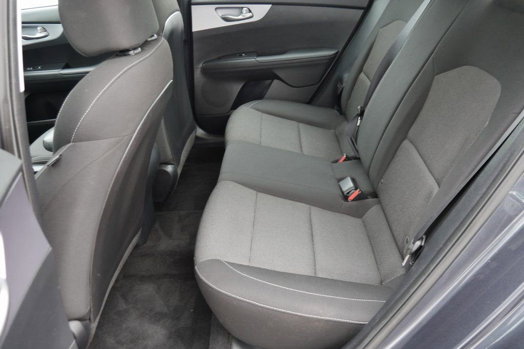 Used 2022 Kia Forte LXS image 24