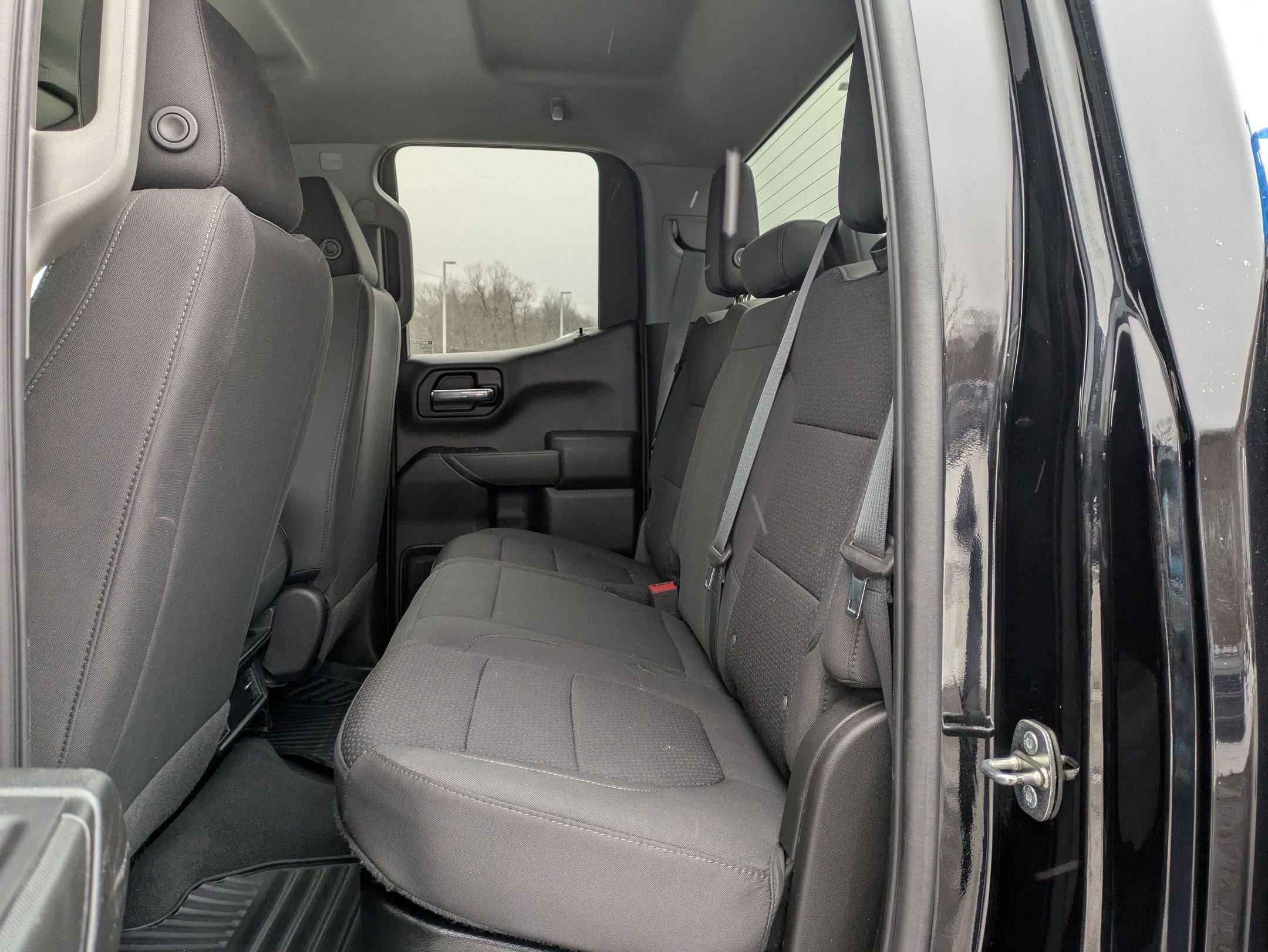 Used 2022 Chevrolet Silverado 1500 Custom image 9