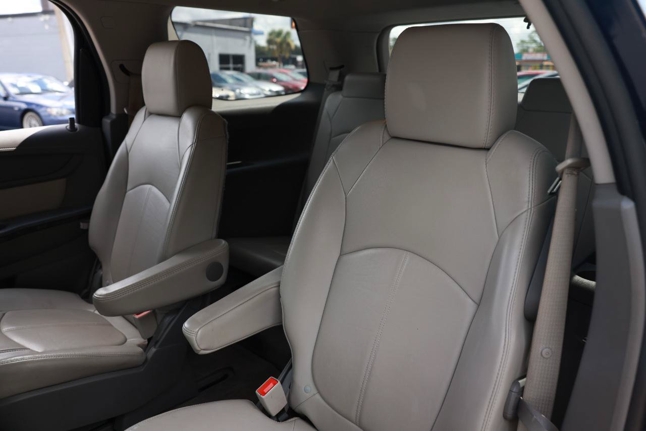 Used 2017 GMC Acadia Limited SLT AWD/4WD image 8