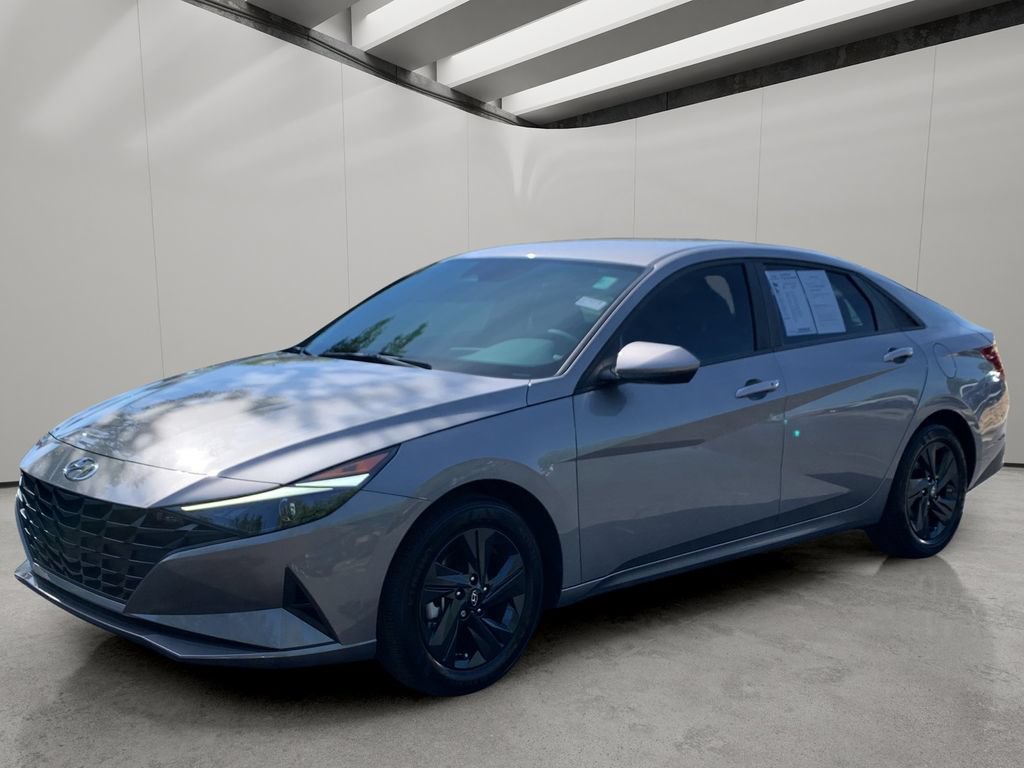 Certified 2023 Hyundai Elantra SEL FWD image 1