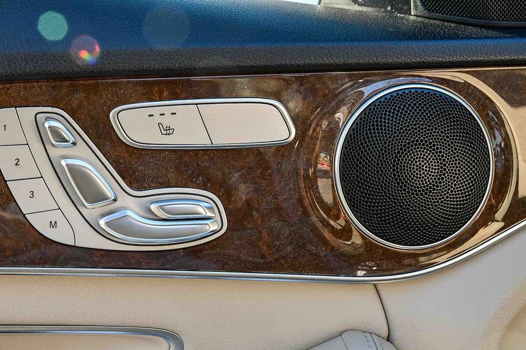 Used 2018 Mercedes-Benz C 300 Sedan image 24