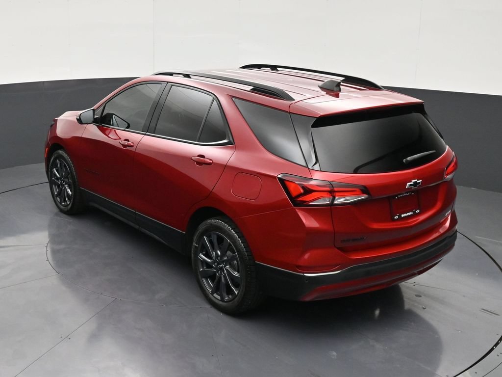 Used 2022 Chevrolet Equinox RS w/ RS Leather Package FWD image 14