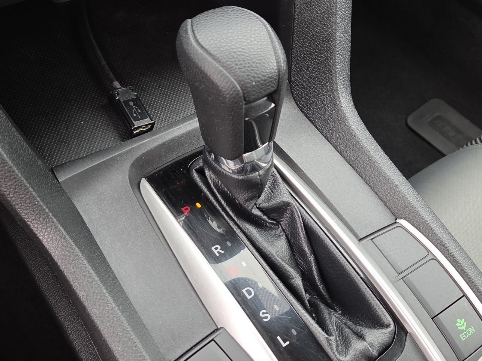 Used 2020 Honda Civic LX image 30