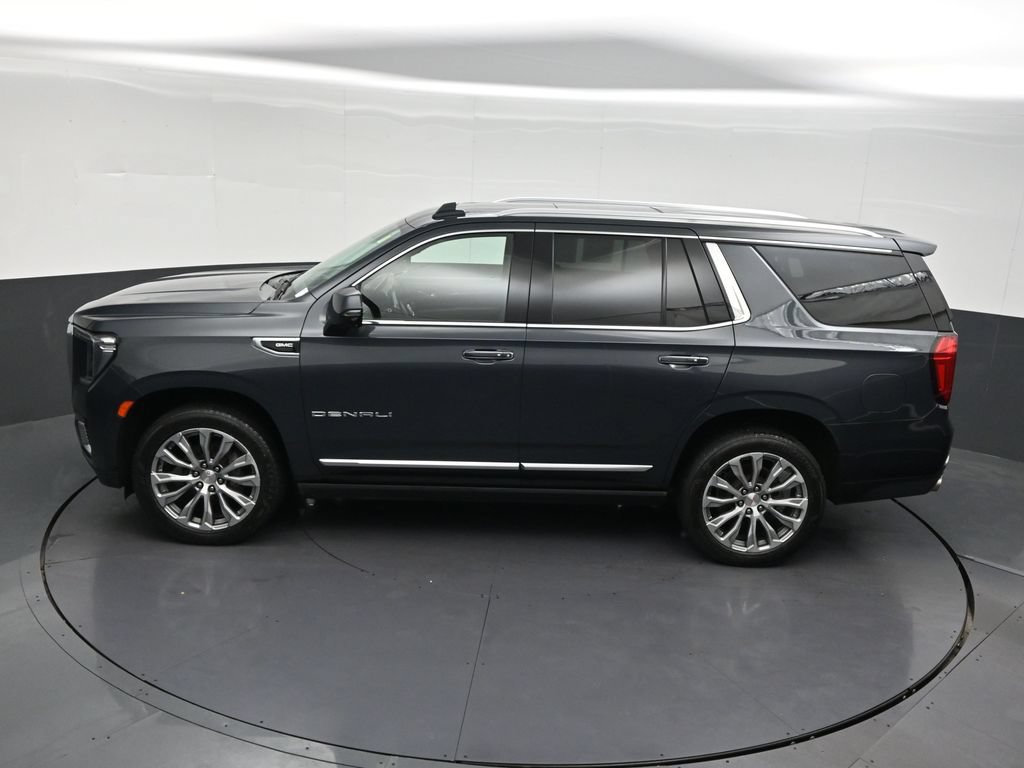 Used 2021 GMC Yukon Denali w/ Denali Premium Package AWD/4WD image 17