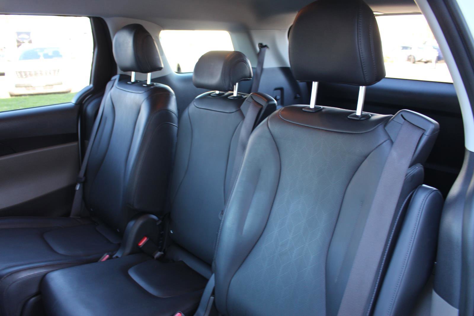 Certified 2025 Kia Carnival image 31