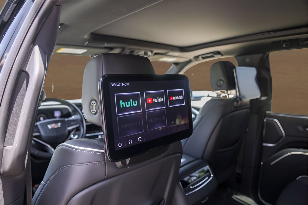 Certified 2023 Cadillac Escalade Premium Luxury w/ LPO, Radiant Package AWD/4WD image 26