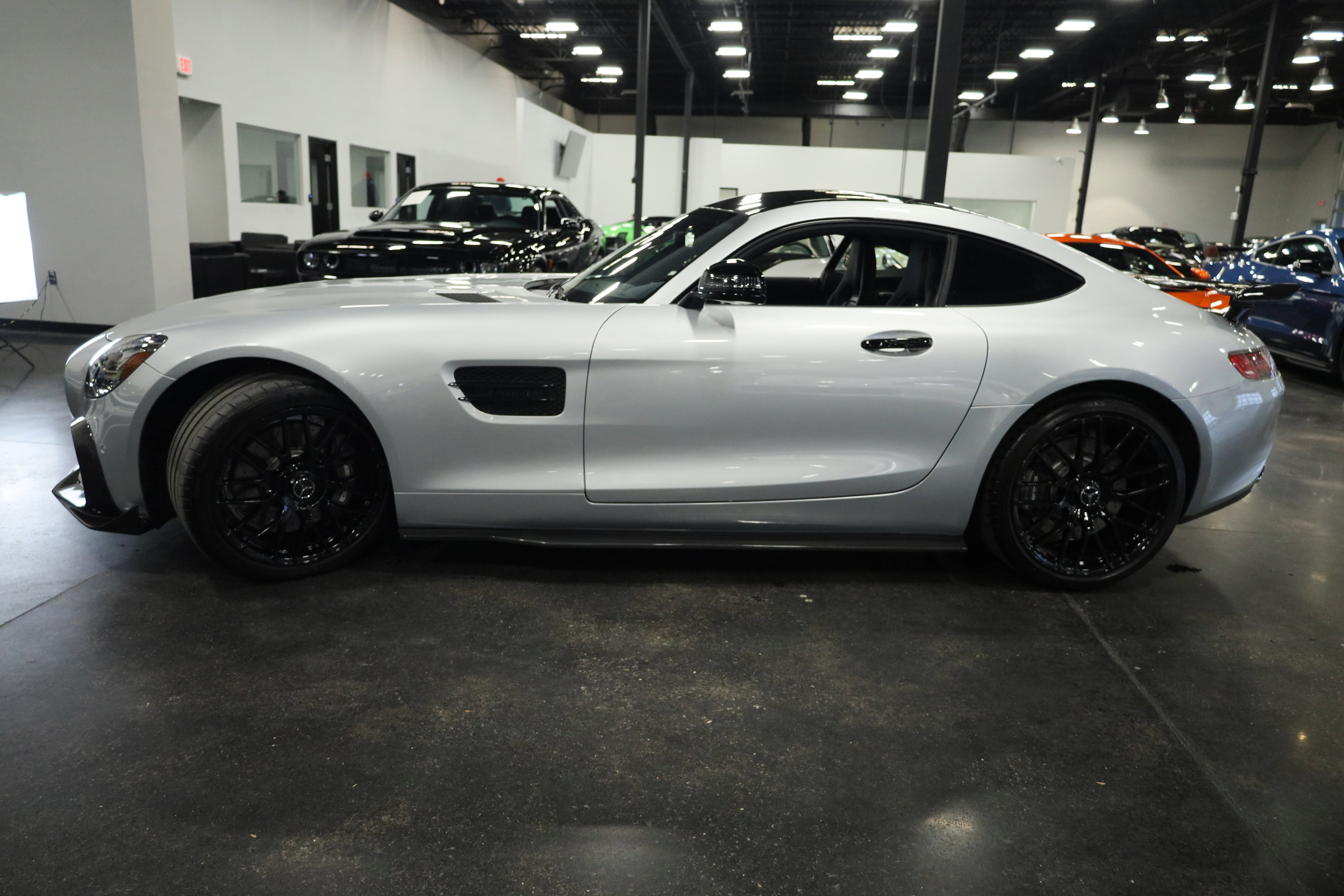 Used 2017 Mercedes-Benz AMG GT Coupe image 9