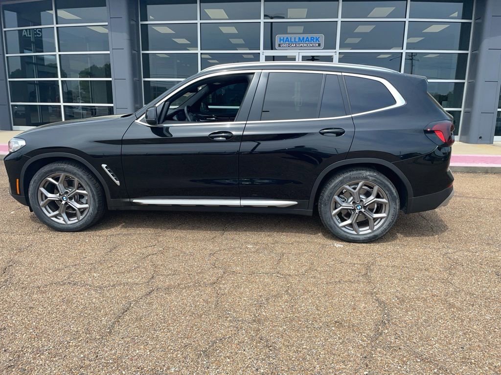 Used 2023 BMW X3 sDrive30i w/ Premium Package w/ZPA image 4