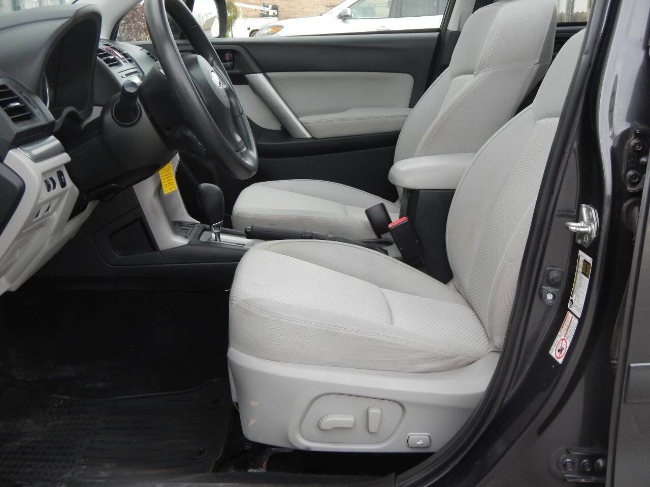 Used 2015 Subaru Forester 2.5i Premium w/ All-Weather Package AWD/4WD image 27
