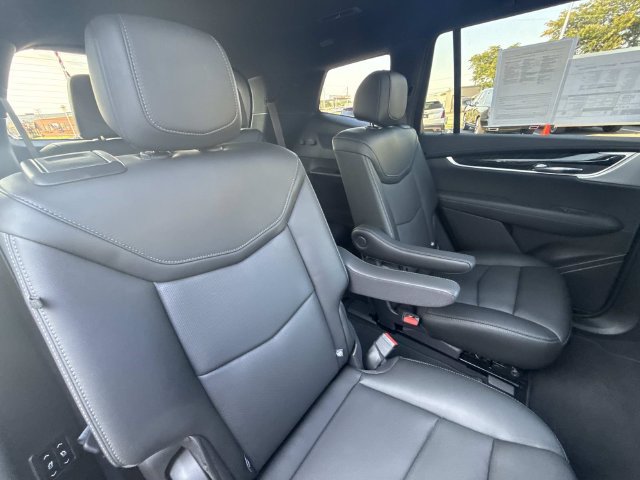 Certified 2024 Cadillac XT6 Premium Luxury AWD/4WD image 57