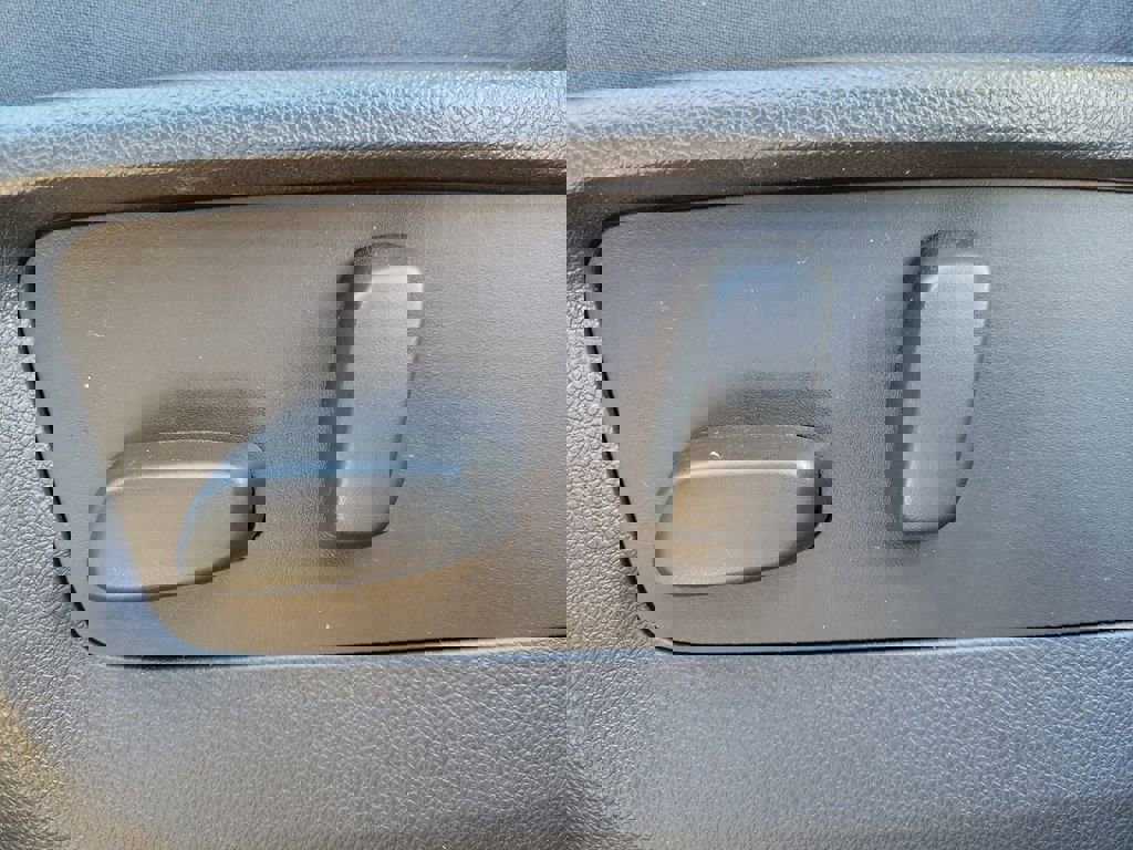 Used 2023 Buick Envision Preferred w/ Sport Touring Package image 19