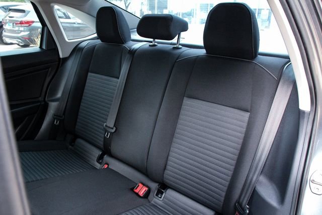 Used 2022 Volkswagen Jetta S image 36