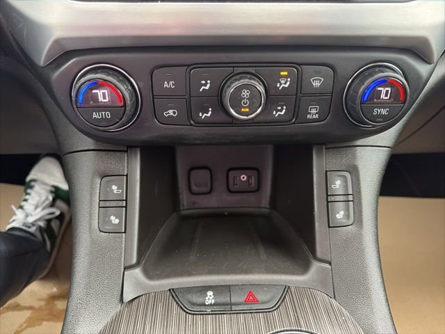 Used 2017 GMC Acadia SLT image 25