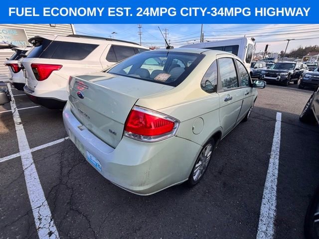 Used 2010 Ford Focus SEL image 4