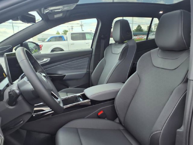 New 2025 Volkswagen ID.4 Pro S Plus AWD/4WD image 10
