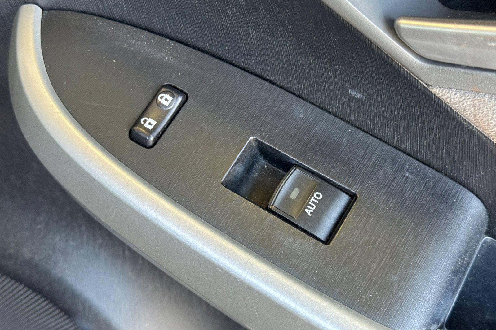 Used 2015 Toyota Prius Two FWD image 23