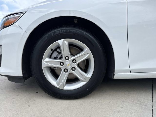 Used 2022 Chevrolet Malibu LS image 4