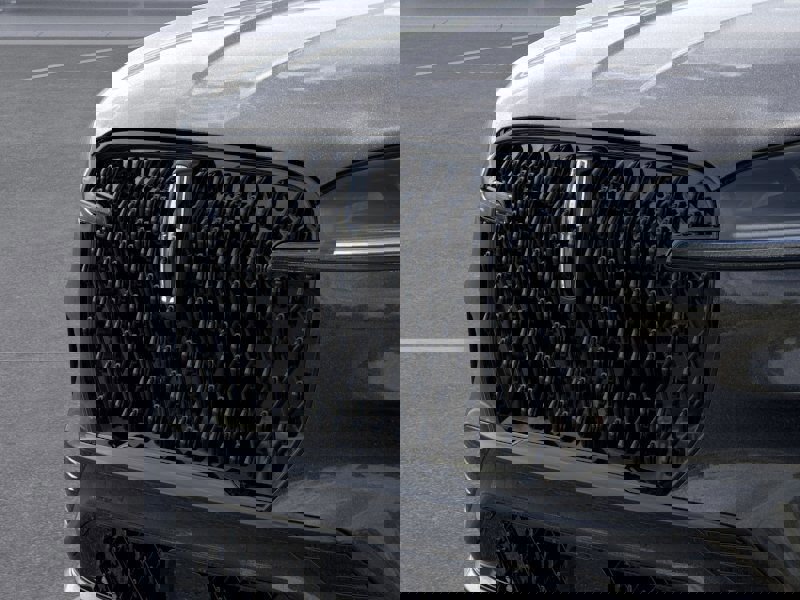 New 2026 Lincoln Aviator AWD w/ Jet Appearance Package image 39