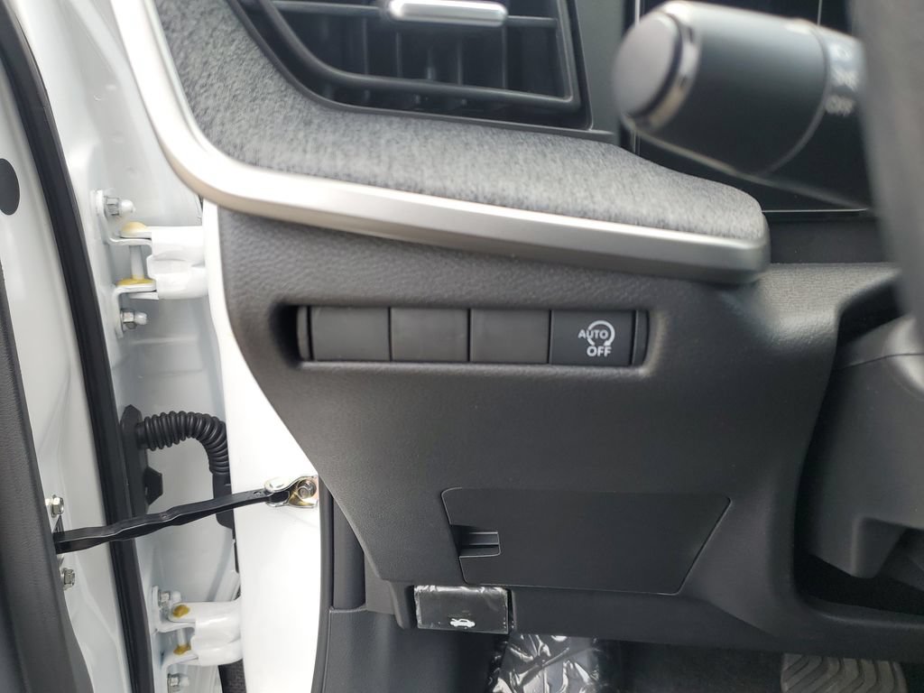 New 2026 Nissan Kicks SV w/ Cold Weather Package FWD image 21