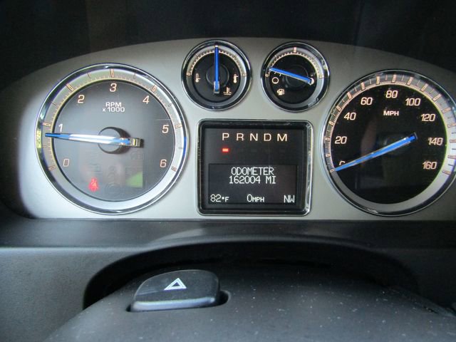 Used 2013 Cadillac Escalade ESV Premium AWD/4WD image 19