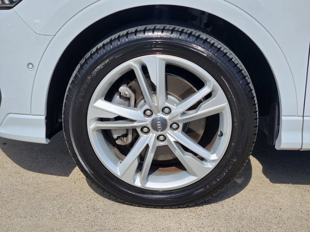 Used 2020 Audi Q3 2.0T Prestige w/ Prestige Package AWD/4WD image 17