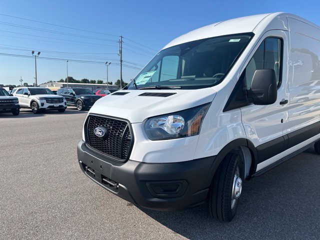 New 2026 Ford Transit 250 148 Medium Roof w/ Load Area Protection Package RWD image 30