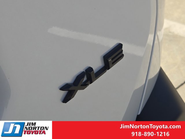 New 2026 Toyota RAV4 XLE Premium w/ Panoramic Sun Roof Package AWD/4WD image 9