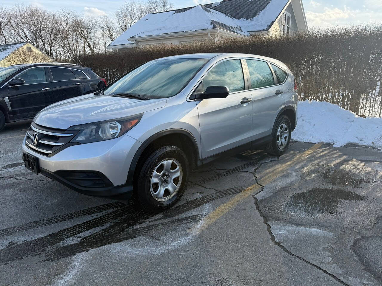 Used 2014 Honda CR-V LX image 3