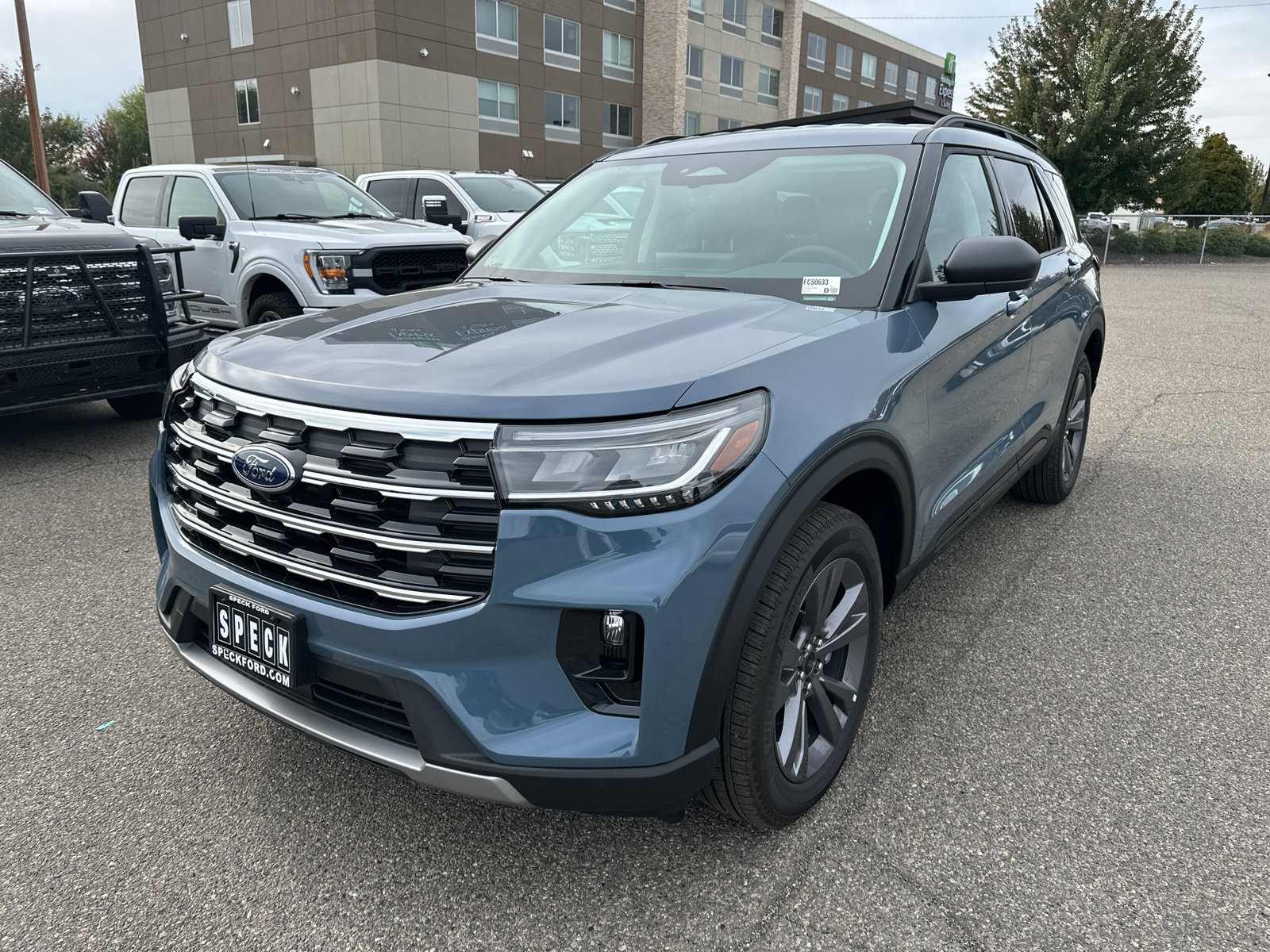 New 2026 Ford Explorer Active w/ Active Comfort Package AWD/4WD image 1