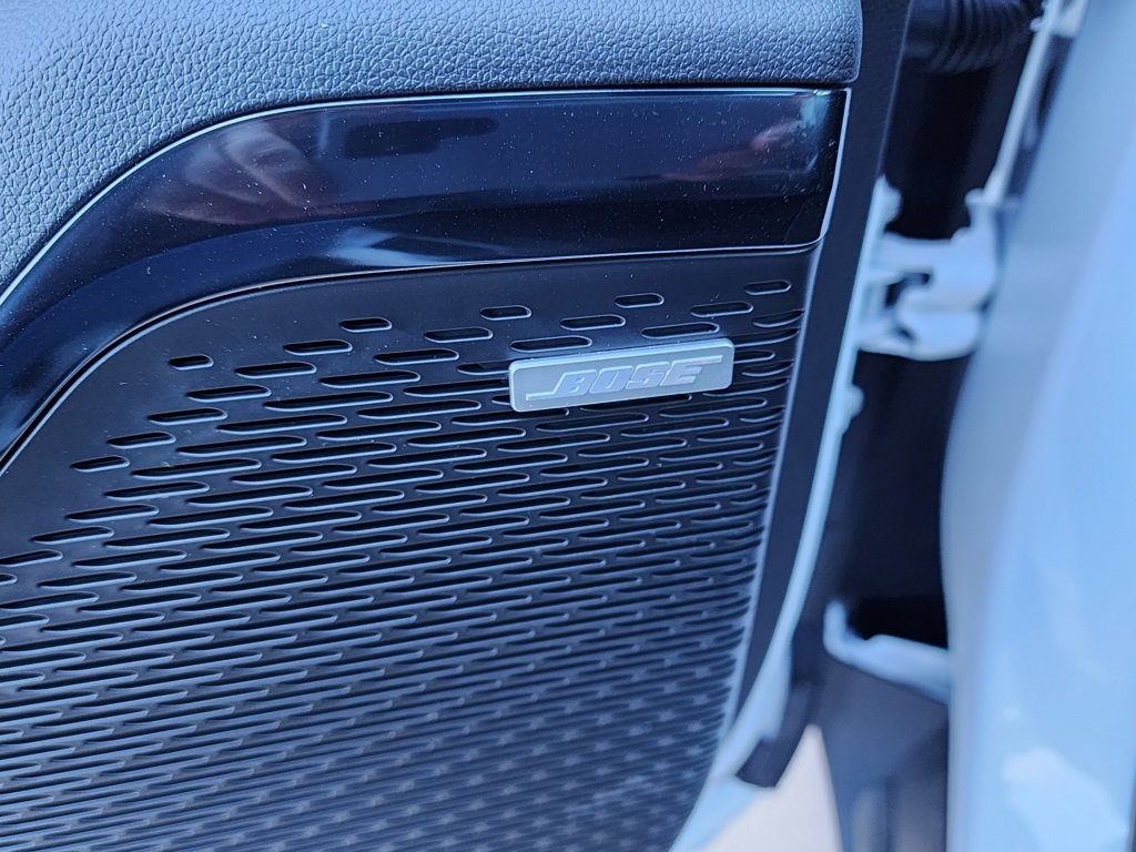 New 2026 GMC Acadia AT4 w/ Luxury Package image 15