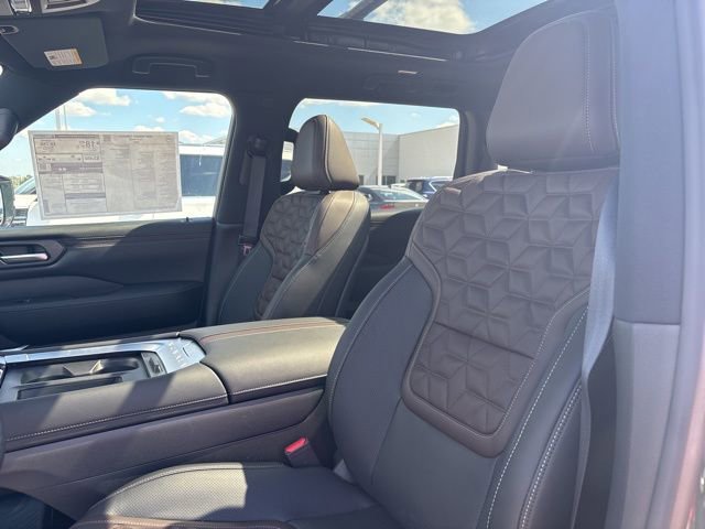 New 2026 Nissan Armada Platinum image 9