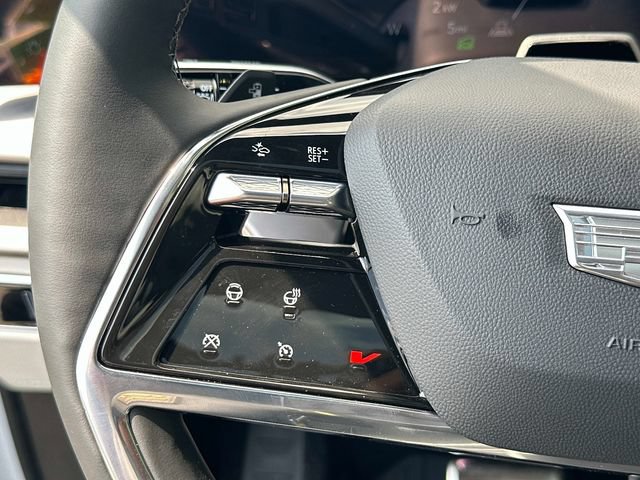 New 2027 Cadillac Vistiq Sport w/ LPO, Floor Liner Package AWD/4WD image 7