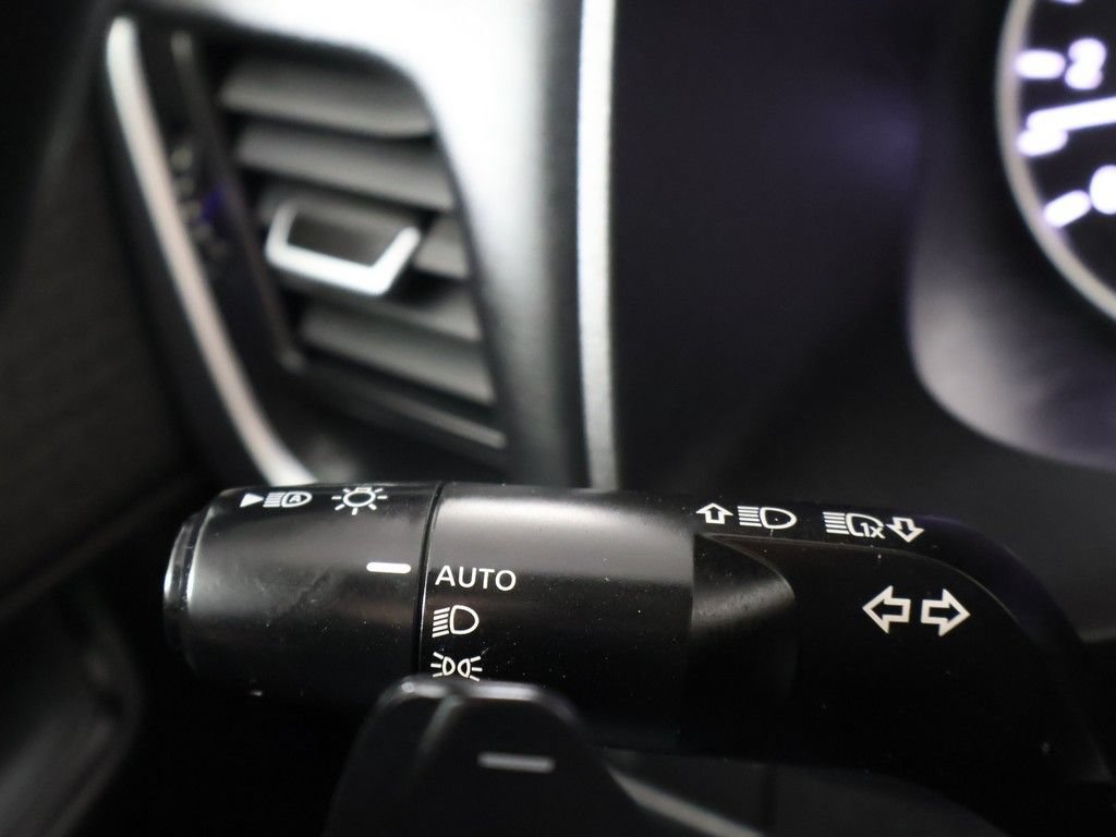 Used 2023 Nissan Rogue S AWD/4WD image 34