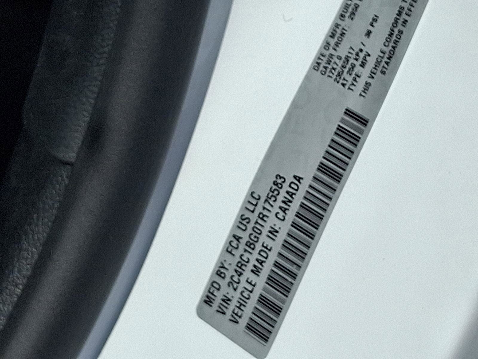 New 2026 Chrysler Pacifica Select image 10