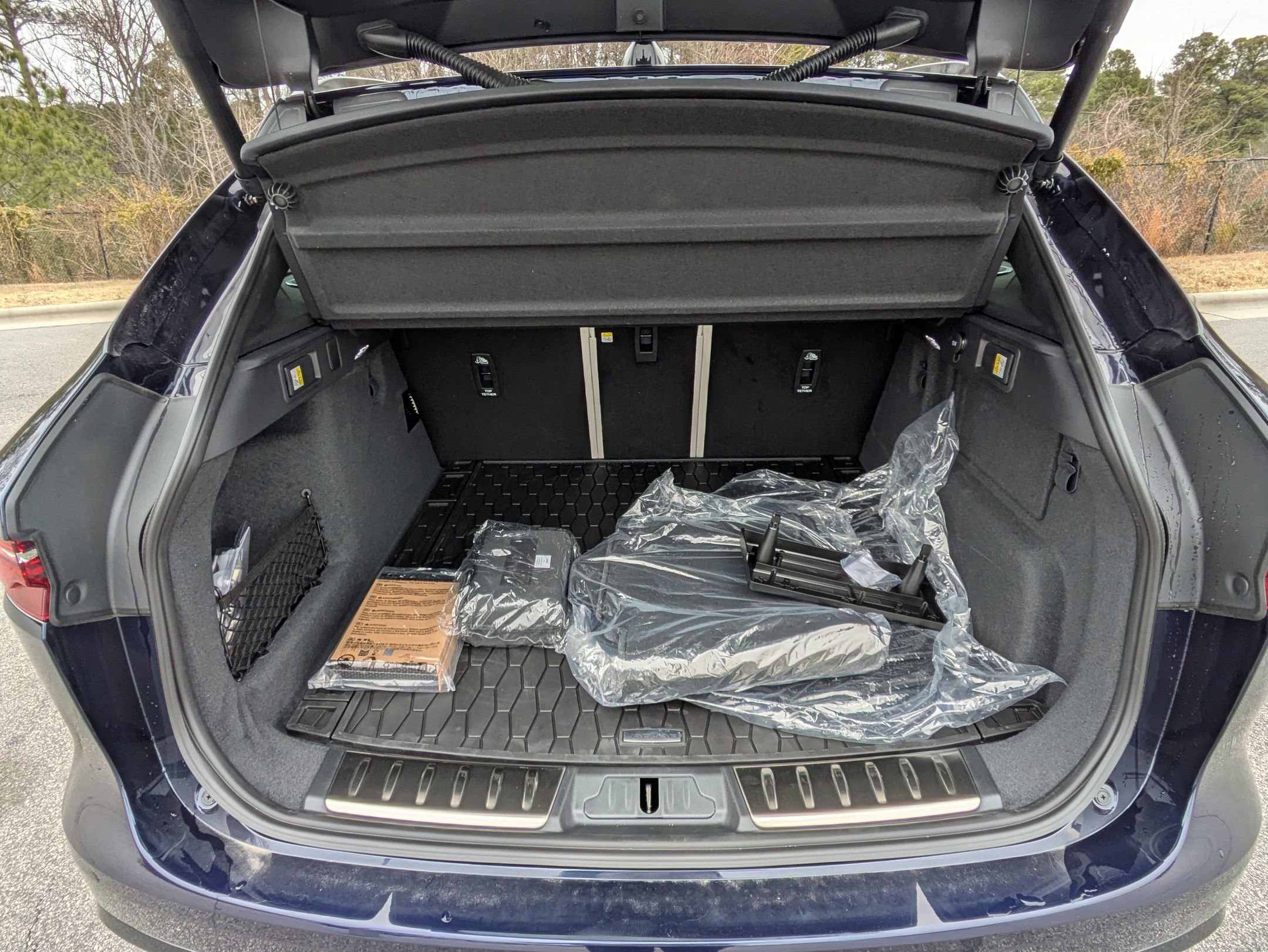 New 2026 Jaguar F-PACE R-Dynamic S image 27