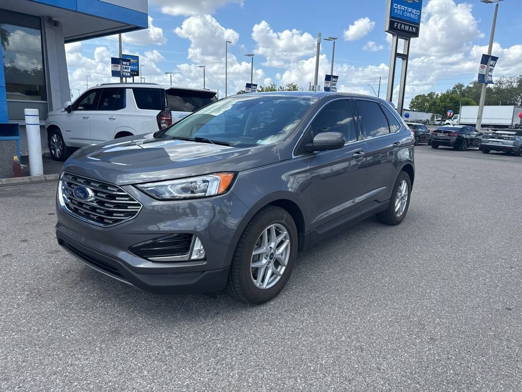Used 2021 Ford Edge SEL image 2