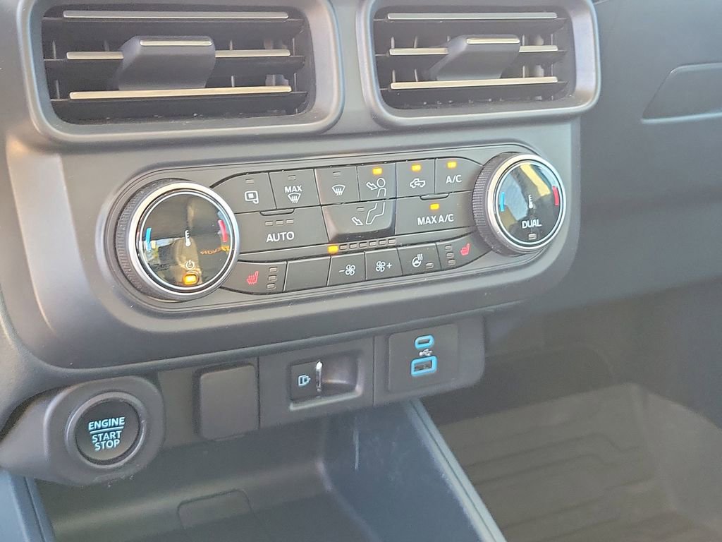 Certified 2024 Ford Maverick Tremor w/ Tremor Off-Road Package AWD/4WD image 31