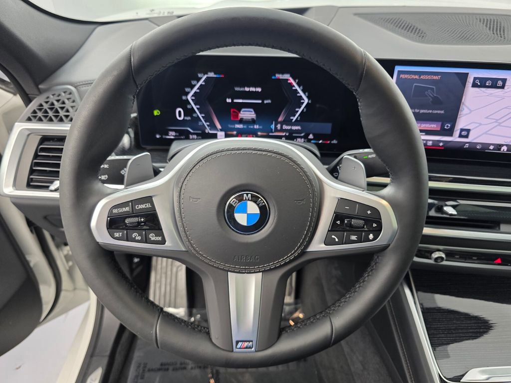 Used 2025 BMW X6 xDrive40i AWD/4WD image 18