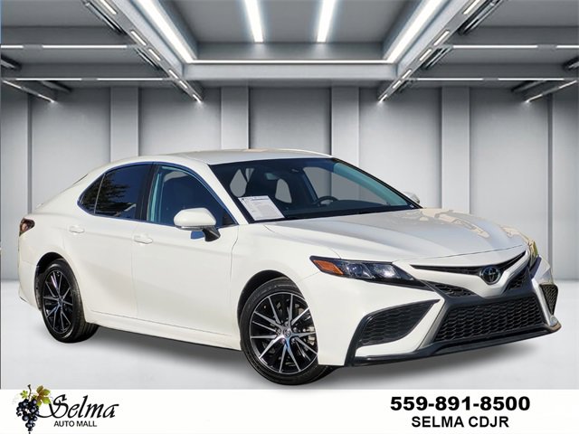 Used 2023 Toyota Camry SE