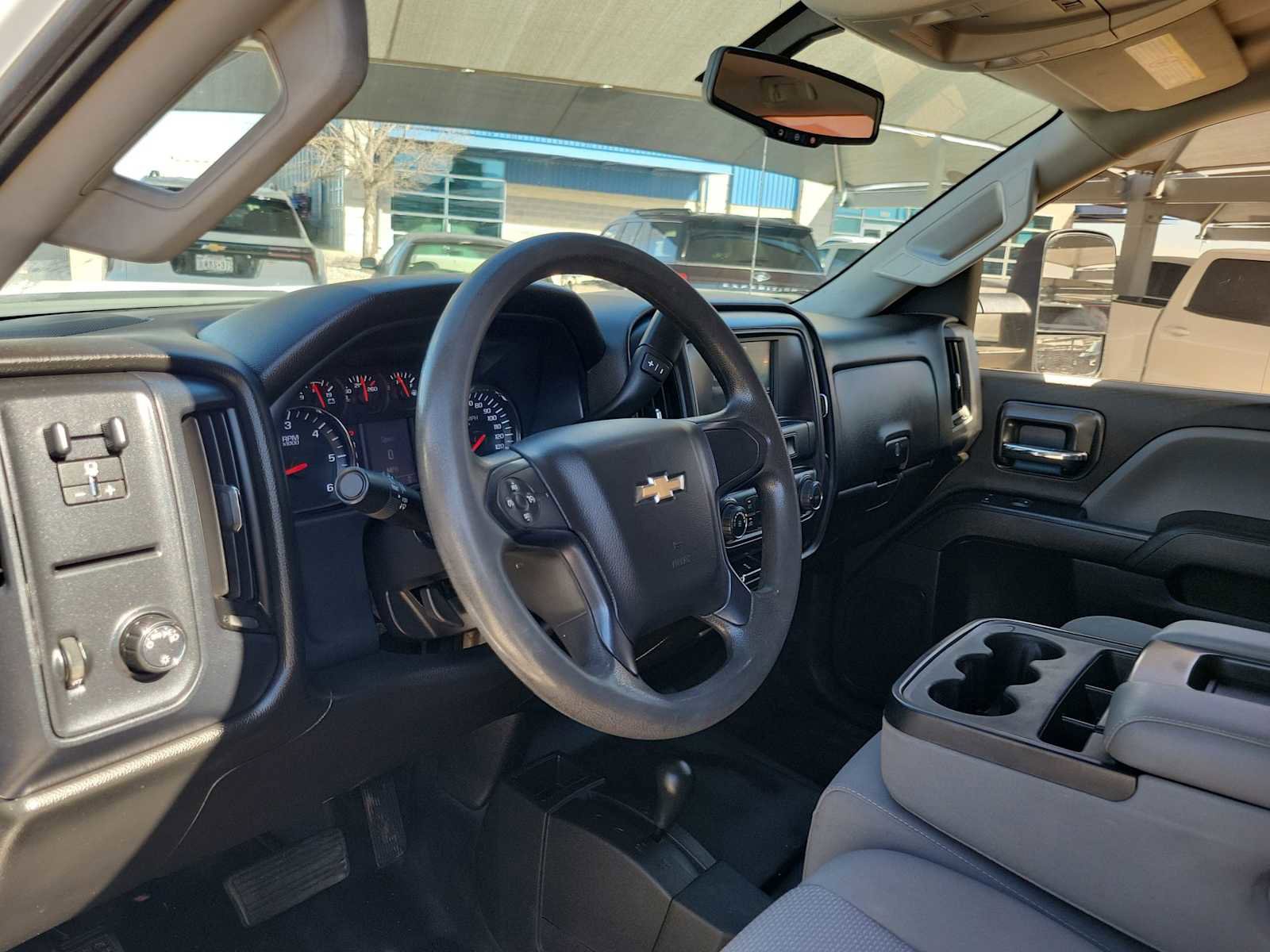 Used 2018 Chevrolet Silverado 2500 W/T image 10