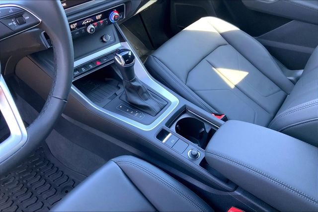 Certified 2025 Audi Q3 2.0T Premium w/ Convenience Package image 25